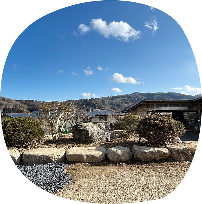 室根石・墓地